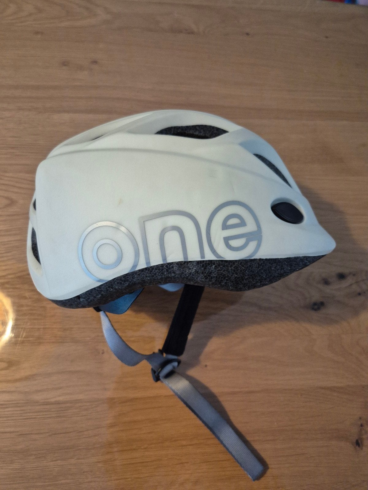 Bobike One Plus Fietshelm Maat S (52-56 cm) Snow White, Fietsen en Brommers, S, Jongen of Meisje, Ophalen of Verzenden, Gebruikt
