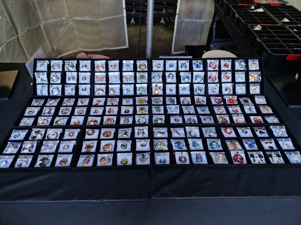 Broches magnetische, Ophalen, Nieuw, Overige kleuren, Overige materialen