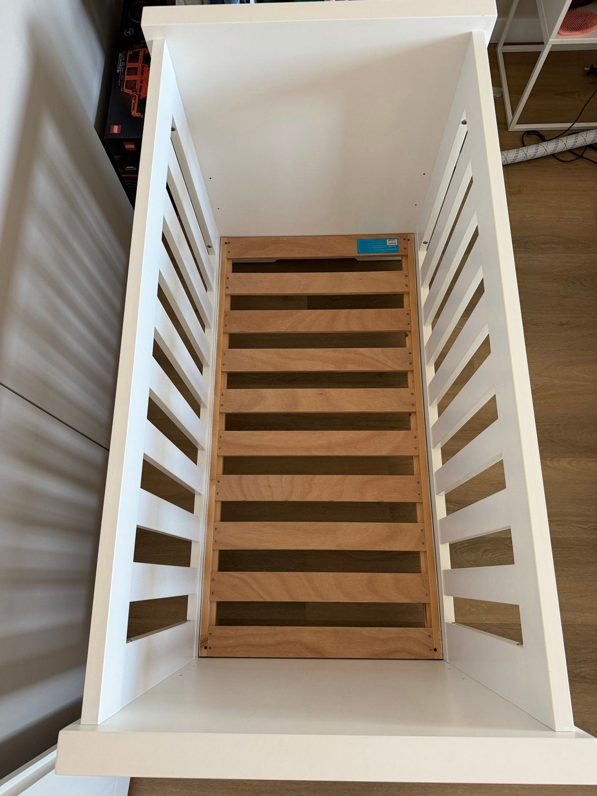 Complete babykamer (ledikant, commode, kledingkast), Ophalen, Gebruikt, Jongetje of Meisje