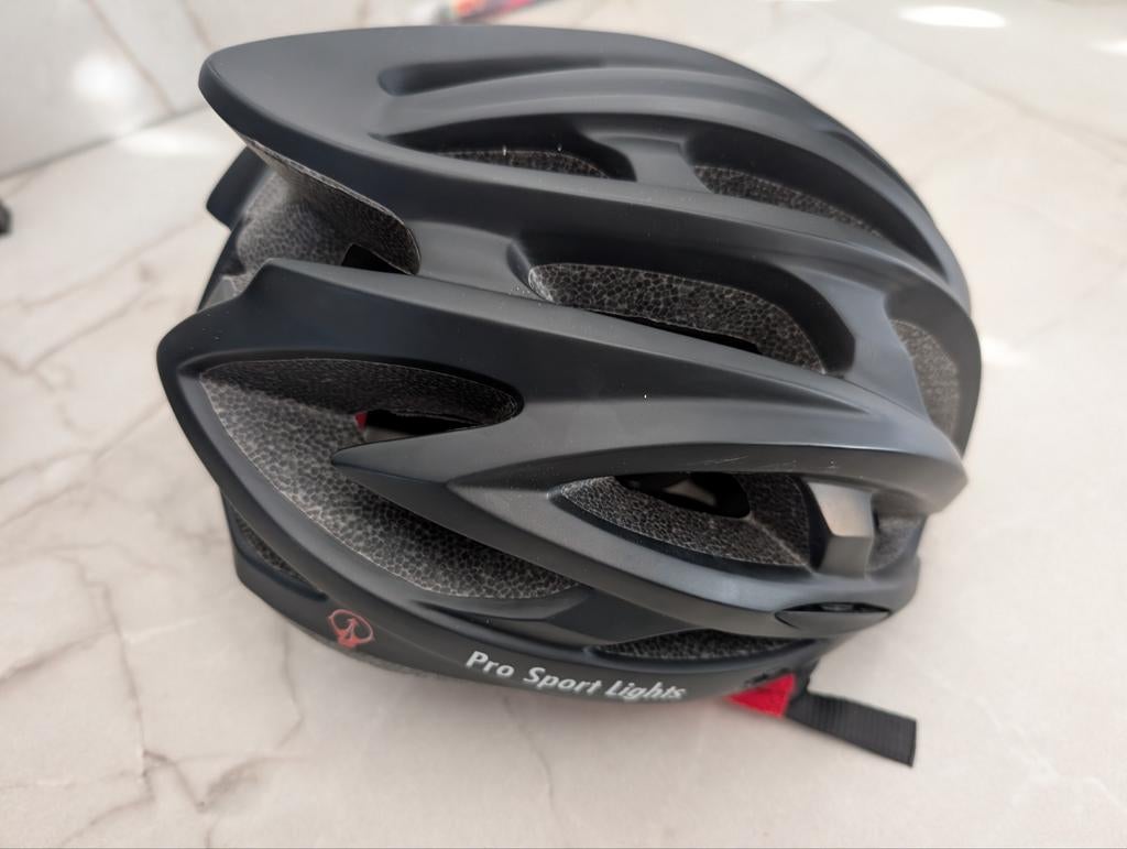 Fietshelm racefiets maat M - Zo goed als nieuw, Ophalen of Verzenden, Zo goed als nieuw, M, Heer of Dame