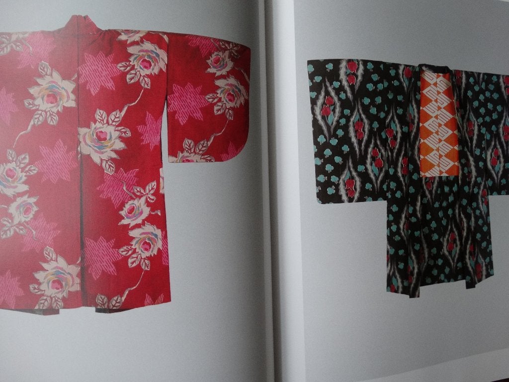 Art deco kimonos / kimono's - Annie van Assche (Japan) Frans, Boeken, Kunst en Cultuur | Beeldend, Gelezen, Grafische vormgeving
