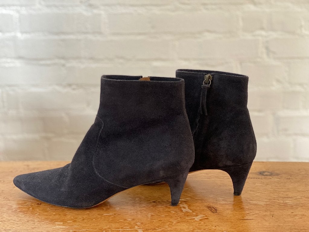 Zwarte suède enkellaarsjes Isabel Marant zgan mt 39, Isabel Marant, Zwart, Lage of Enkellaarzen, Ophalen of Verzenden