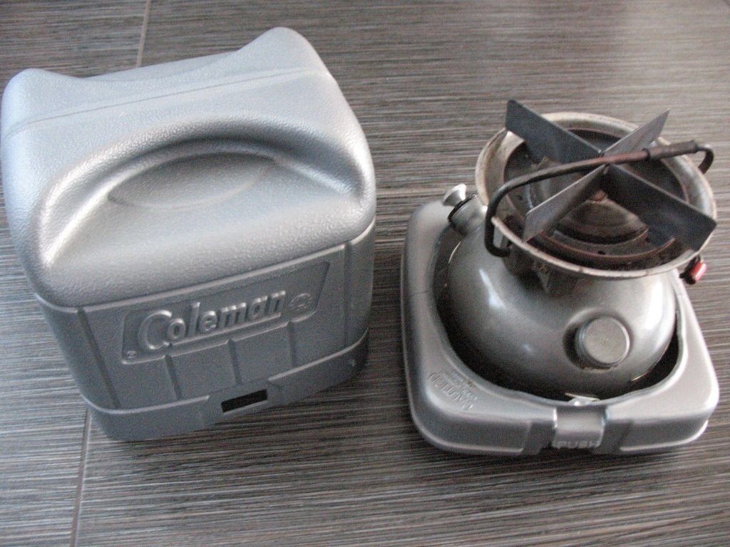 Coleman 533 Duel fuel kooktoestel, Caravans en Kamperen, Ophalen, Gebruikt