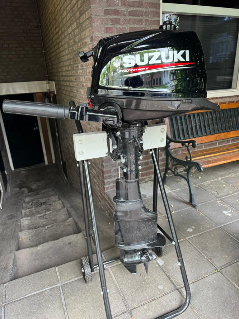 Suzuki 6PK langstaart buitenboordmotor, Ophalen, Zo goed als nieuw, Benzine, 5 tot 10 pk