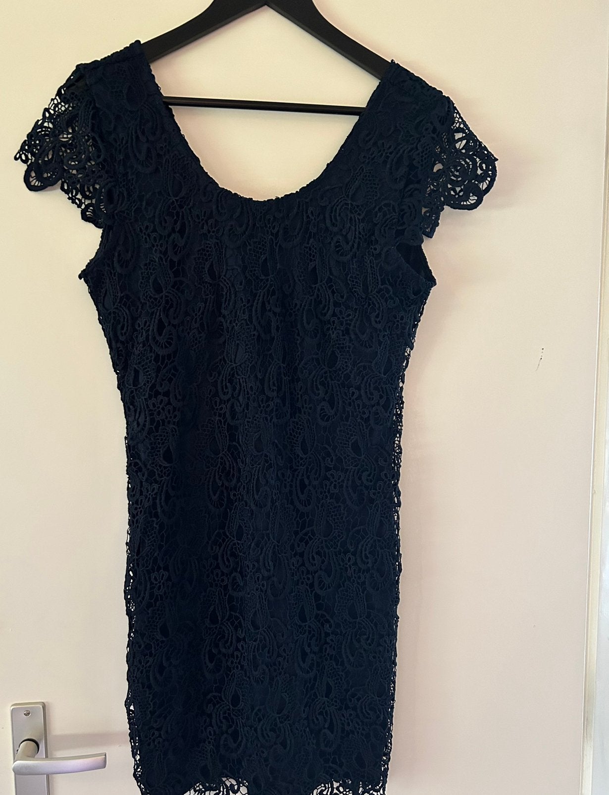 Only blauwe kanten jurk, maat M, Kleding | Dames, Maat 38/40 (M), Blauw, Nieuw, Ophalen of Verzenden