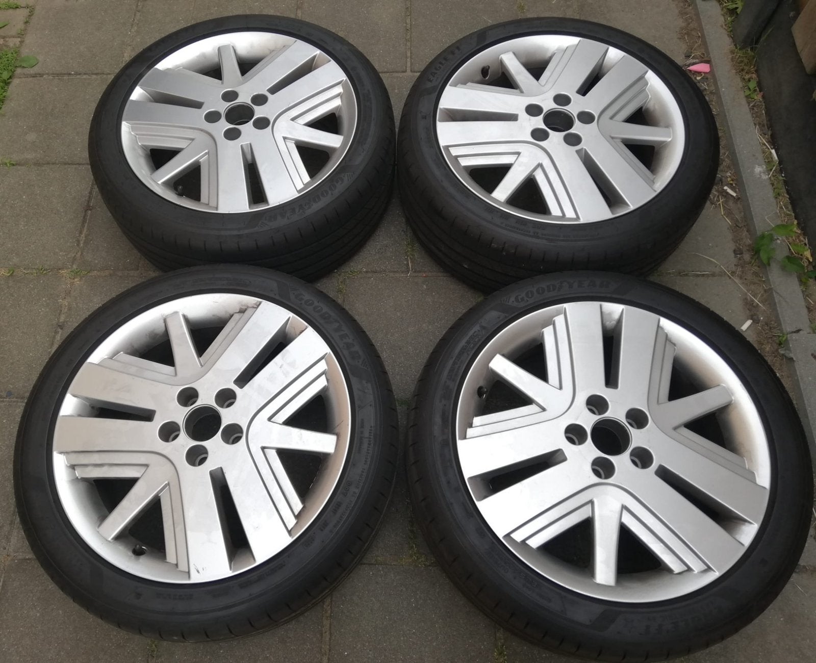 Saab 18 inch velgen 3-Spoke Inca alloy wheels  ZELDZAAM !, Ophalen, 18 inch, Gebruikt, Banden en Velgen
