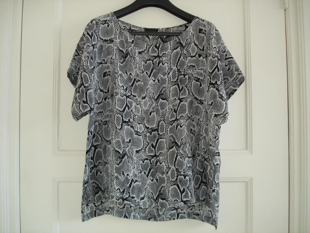 Drykorn top D maat 40 oversized, Ophalen, Nieuw, Maat 38/40 (M), Korte mouw
