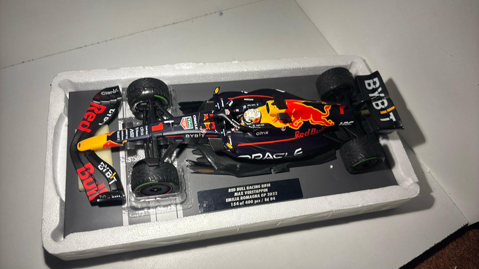 F1 red bull rb18 m. Verstappen emilia romagna 2022 minichamp, Ophalen of Verzenden, MiniChamps, A, A