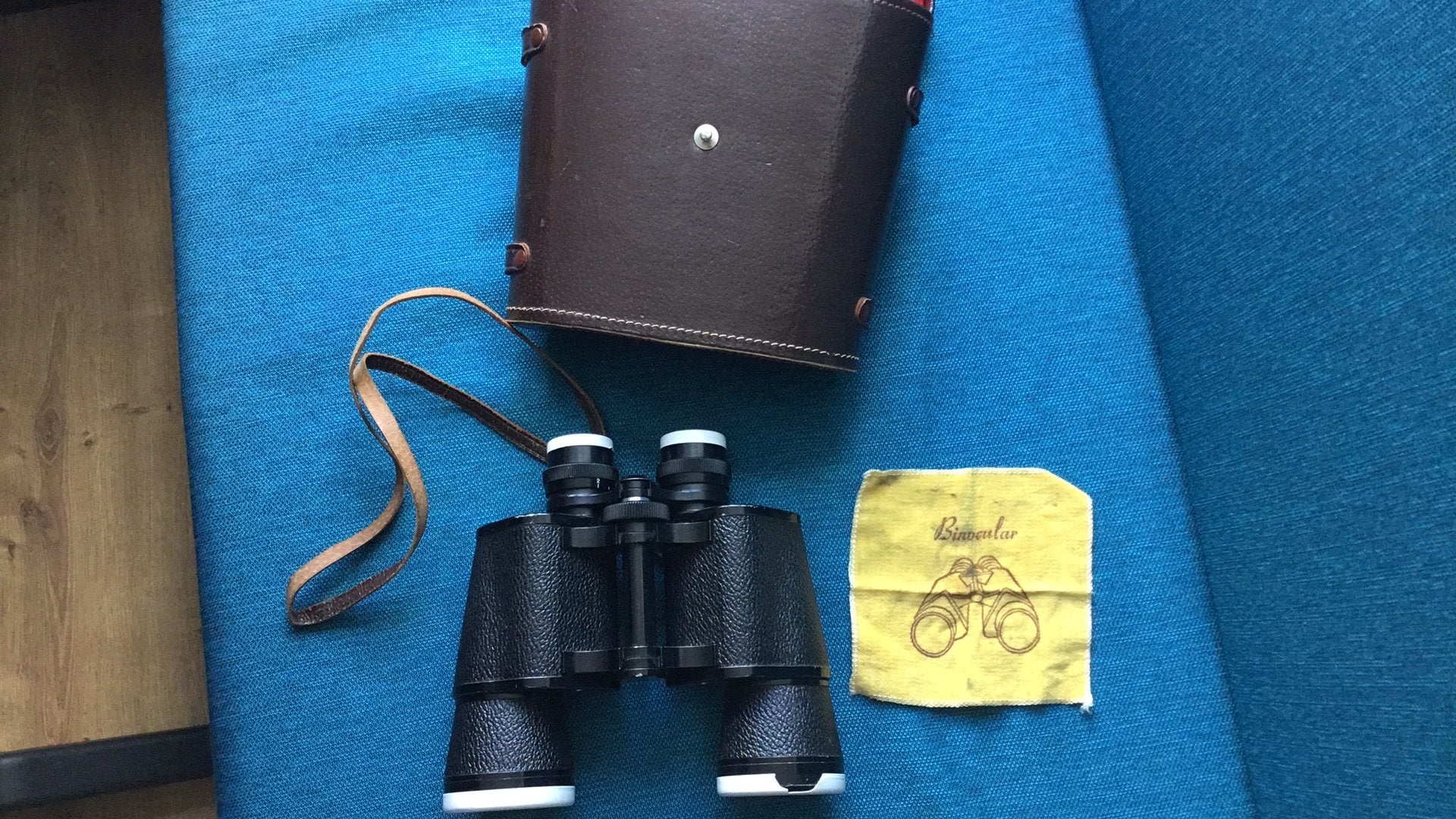 Oude / vintage verrekijker in opbergtas, Ophalen of Verzenden, Gebruikt, Overige typen