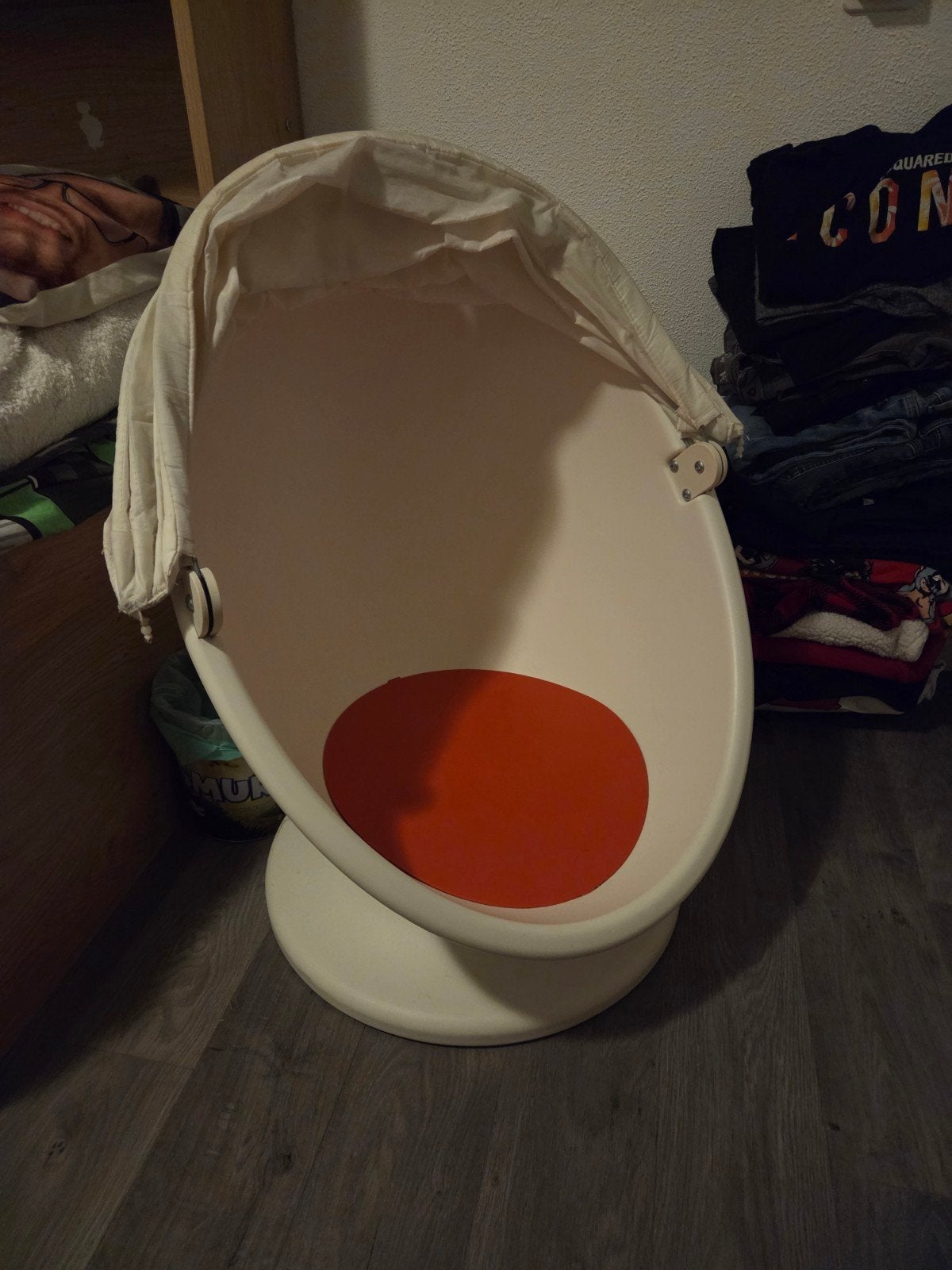 IKEA Draaistoel - Wit/Rood - Zo goed als nieuw, Ophalen, Stof, Wit, Zo goed als nieuw