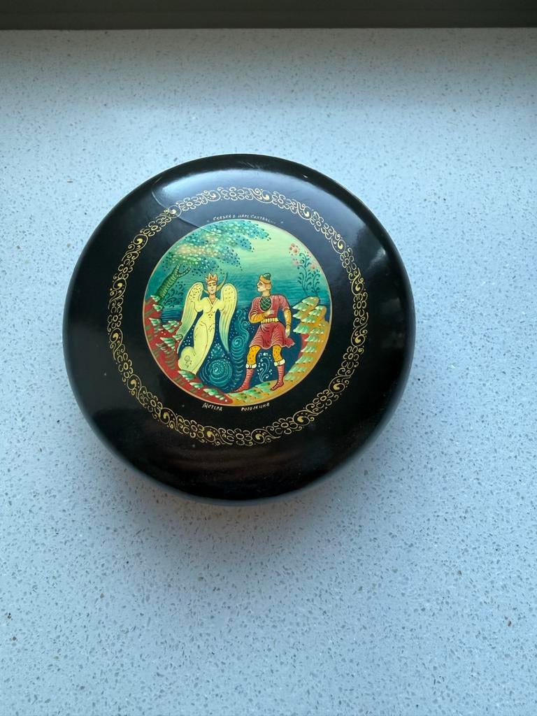 Vintage Russisch Lakdoosje met Handgeschilderde Scène, Ophalen of Verzenden