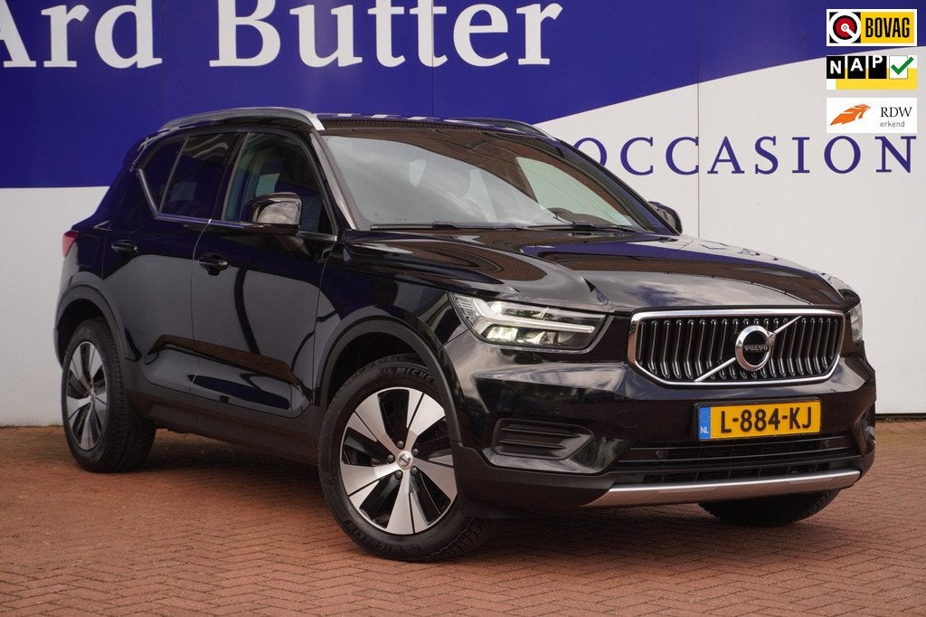 Volvo XC40 1.5 T4 Recharge Inscription / LED / Navi /1EIG /V, Auto's, Volvo, Stof, Zwart, Bedrijf, Hybride Elektrisch/Benzine