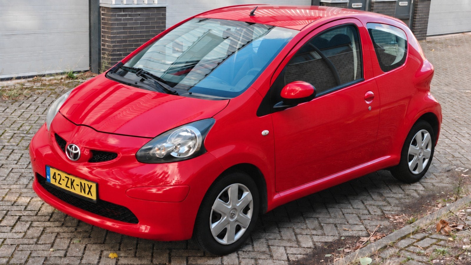 Toyota Aygo 1.0 12V Automaat, lage km stand, 4 stoelen, 68 pk, Origineel Nederlands, Particulier