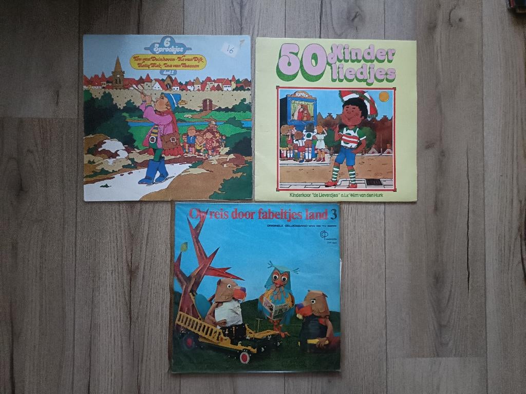 3 verschillende LP's voor Kinderen., Cd's en Dvd's, Vinyl | Kinderen en Jeugd, Gebruikt, 6 tot 9 jaar, 1970 - 1979, Verhaal of Sprookje