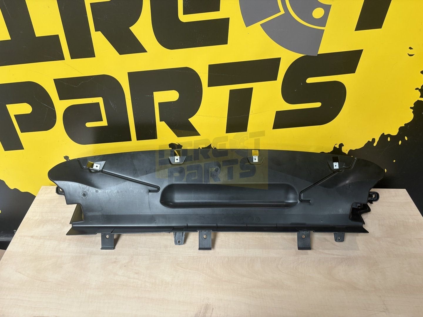Ford Transit Custom (07/12-8/23) Luchtgeleider voorbumper Or