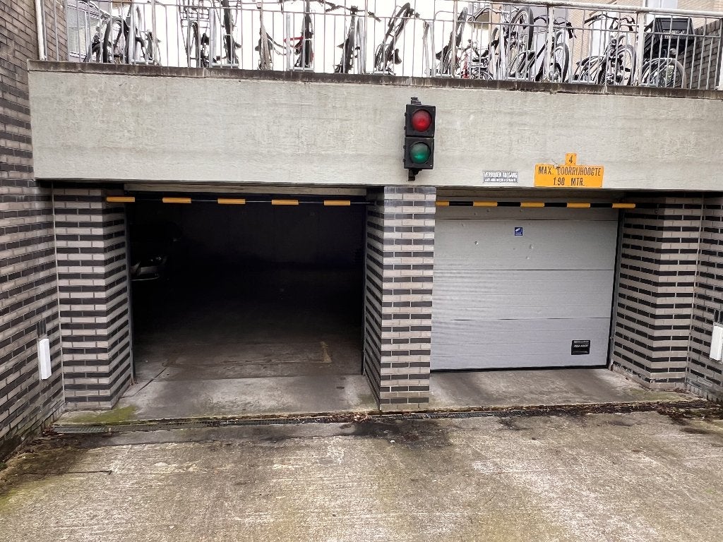 Parkeerplaats - overdekt - te huur - Oostelijk havengebied, Amsterdam