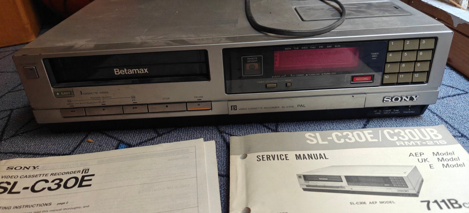Sony Betamax SL-C30E/C30UB Videorecorder + afstandsbedienin, Ophalen, Gebruikt, Betamax-speler of -recorder