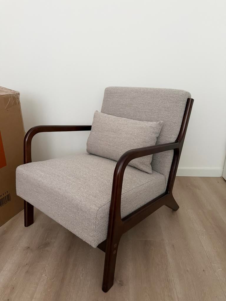 FonQ wise fauteuil beige walnoot Scandinavische stijl, Huis en Inrichting, Fauteuils, Ophalen, Nieuw, 75 tot 100 cm, Stof