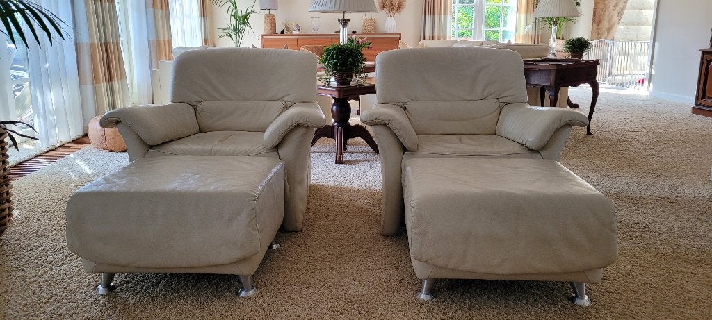Twee leren fauteuils met voetenbank, Ophalen, Gebruikt, 75 tot 100 cm, Leer