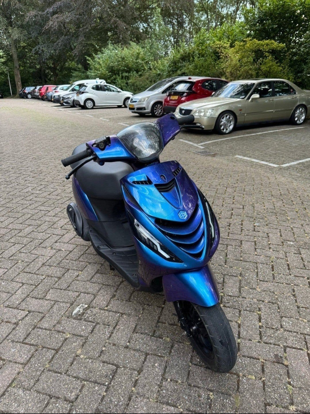Piaggio Zip uit 2011 4 takt blauw kenteken, Ophalen, Zo goed als nieuw, Benzine, Zip