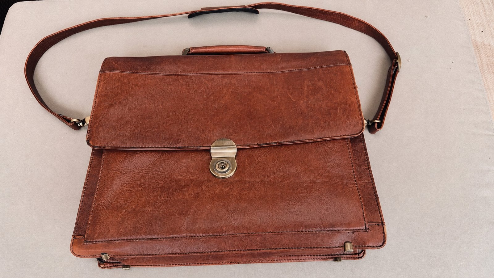 Leren tas voor laptop, Bruin, Aktetas of Boekentas, Ophalen of Verzenden, Zo goed als nieuw