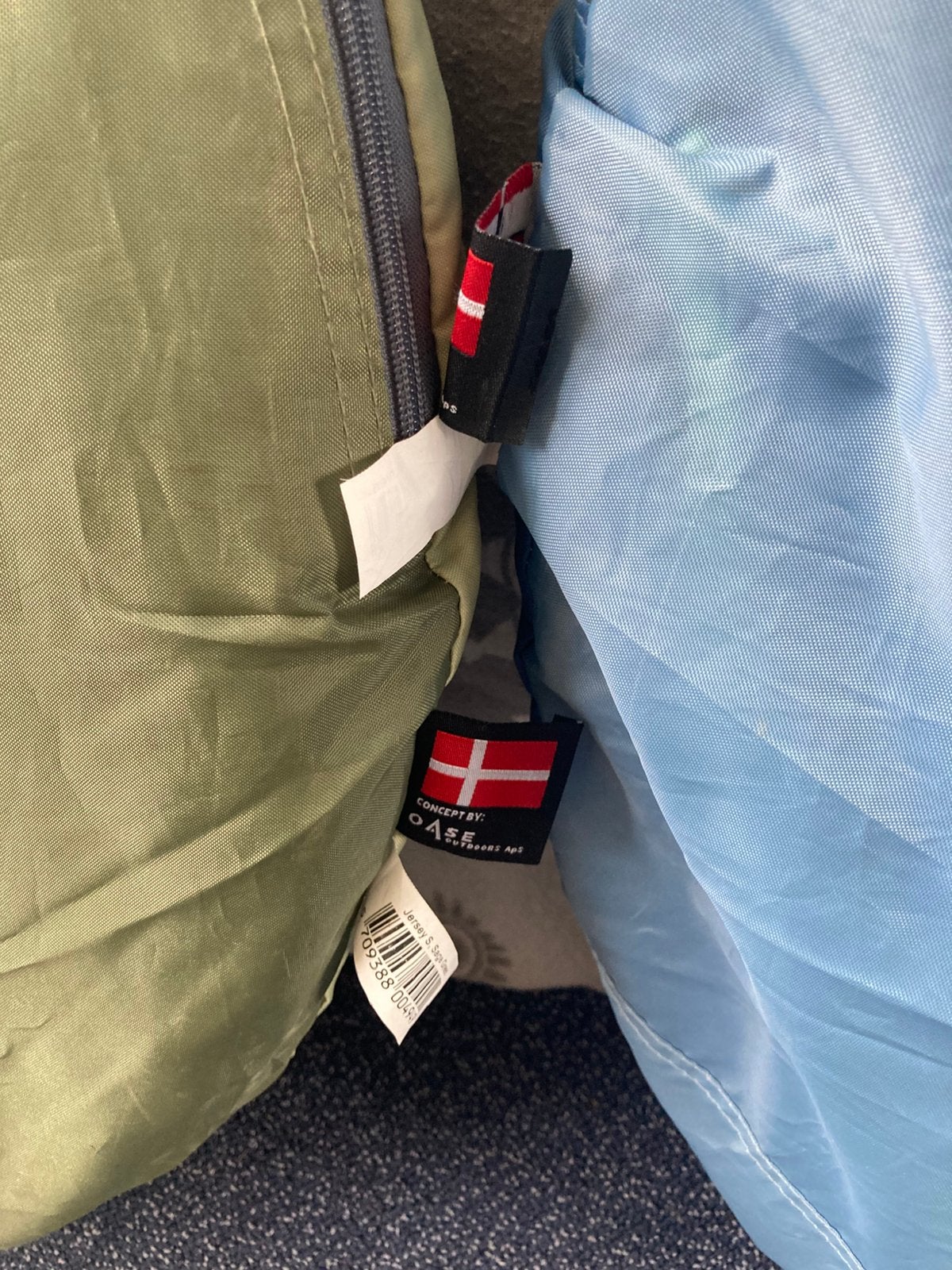 Pop up tent 2 persoons, Ophalen of Verzenden, Zo goed als nieuw, Tot en met 2