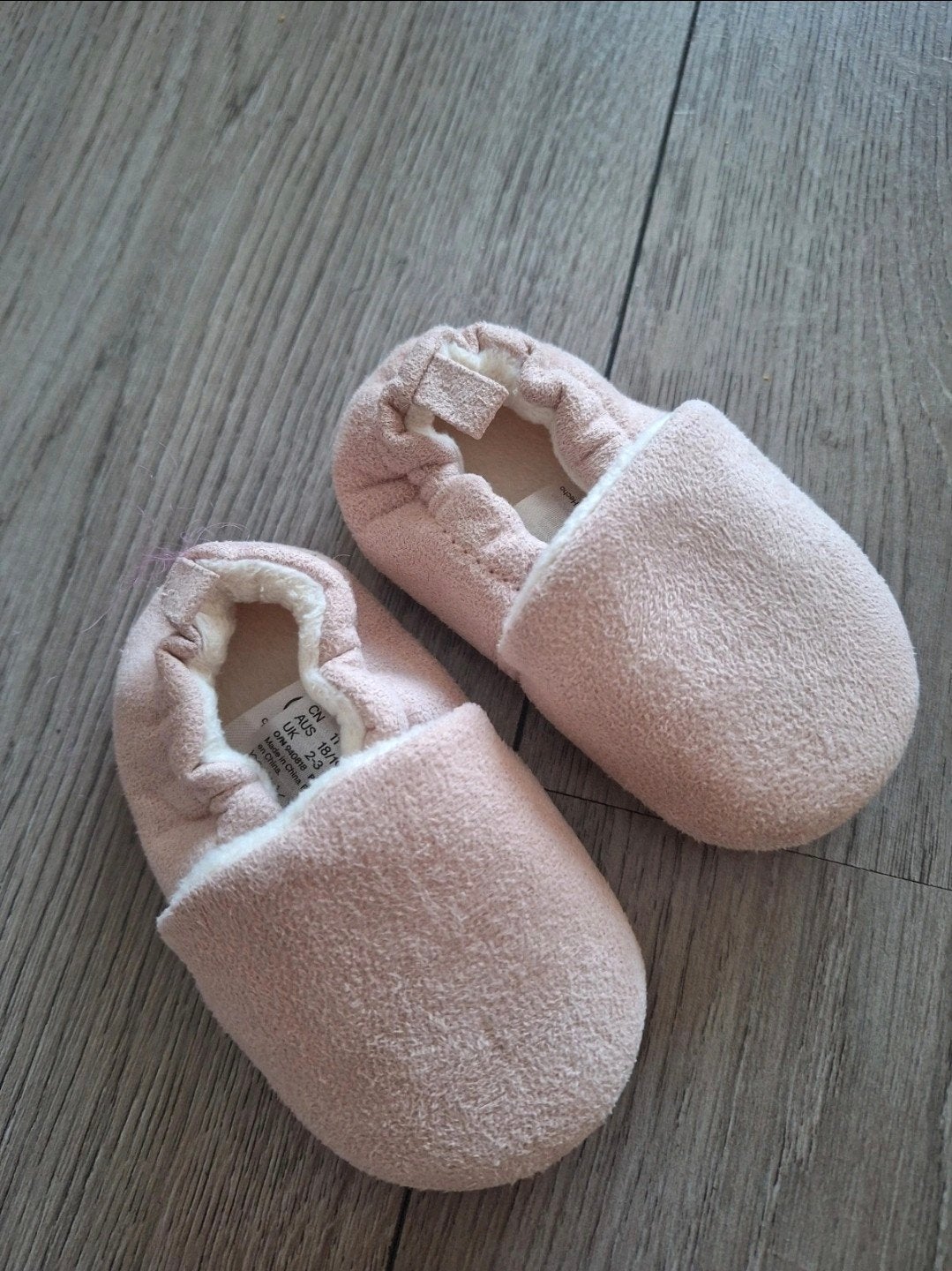 Baby slofjes maat 18/19 H&M, Kinderen en Baby's, Babykleding | Schoentjes en Sokjes, Slofjes, Jongetje of Meisje, H&M, Ophalen of Verzenden