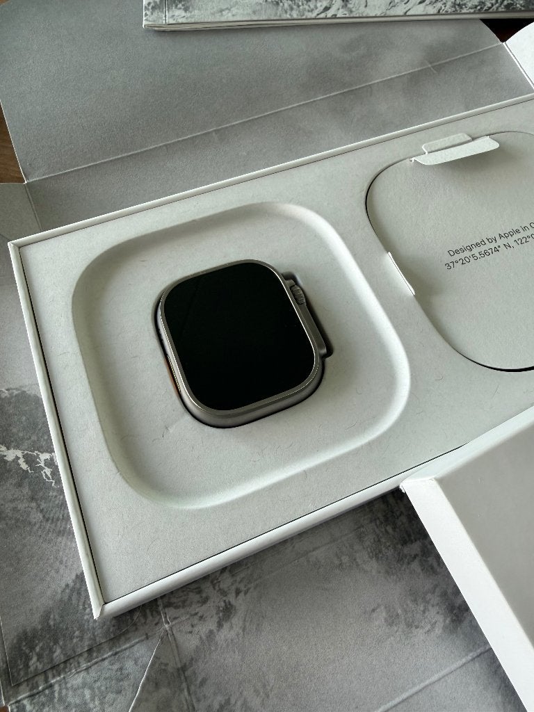 Apple Watch Ultra 2 49mm Titanium, Ophalen, IOS, Zo goed als nieuw, Apple