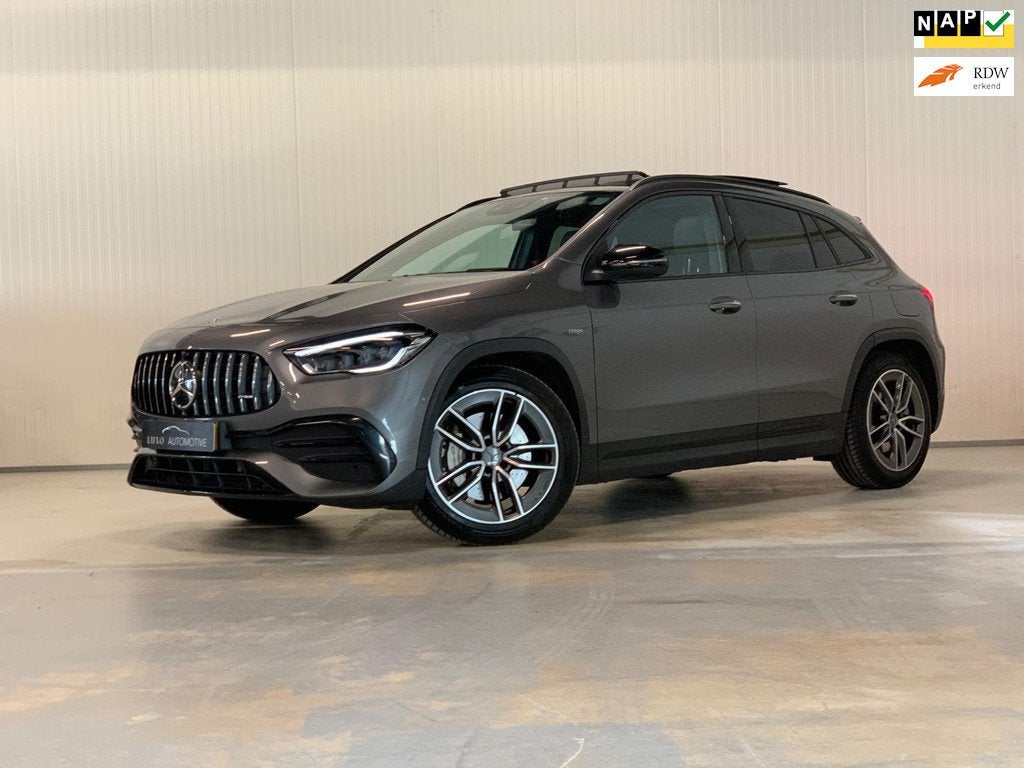 Mercedes-Benz GLA-klasse AMG 35 4MATIC | PANO | HUD | BURMES, Auto's, Automaat, Euro 6, 4 cilinders, Bedrijf