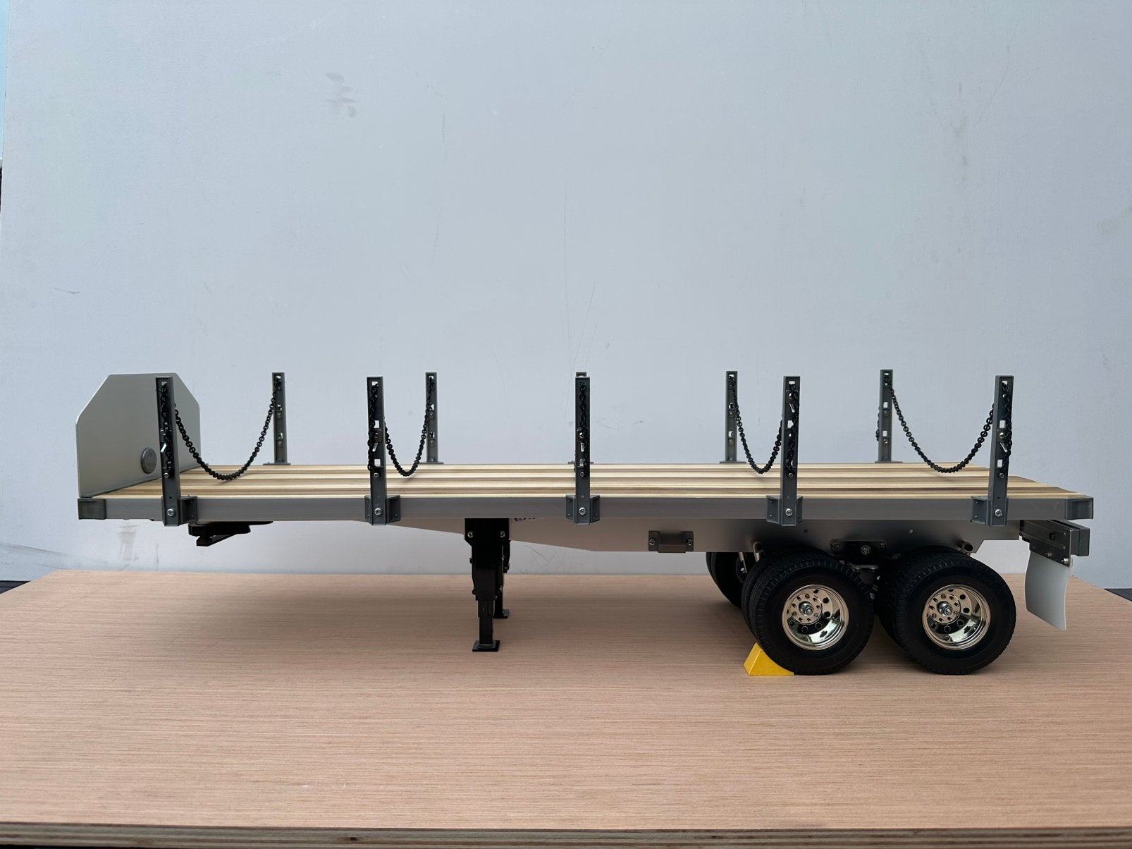 Tamiya flatbed trailer 1/14 nieuw, 1:50 of kleiner, Nieuw, Ophalen of Verzenden, Truck