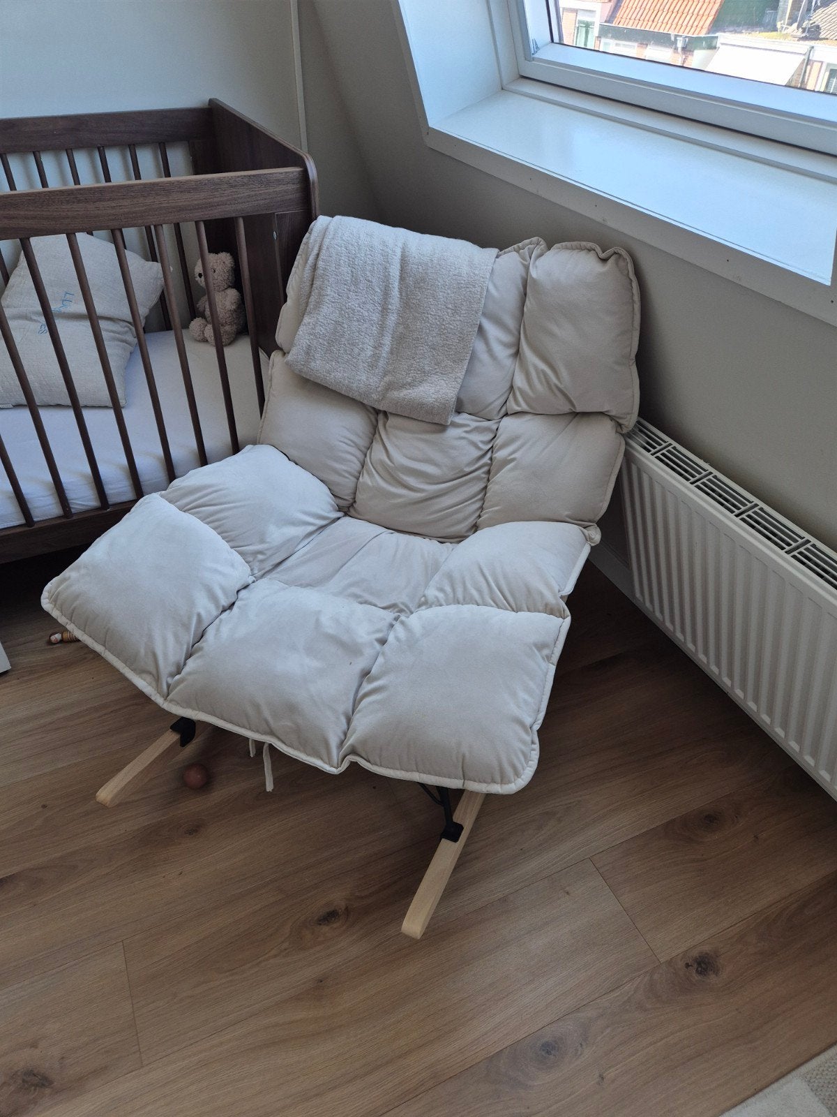 Luxe Schommelstoel Petite Amelie, Ophalen, Overige kleuren, Modern, Scandinavisch, Babykamer, Zo goed als nieuw