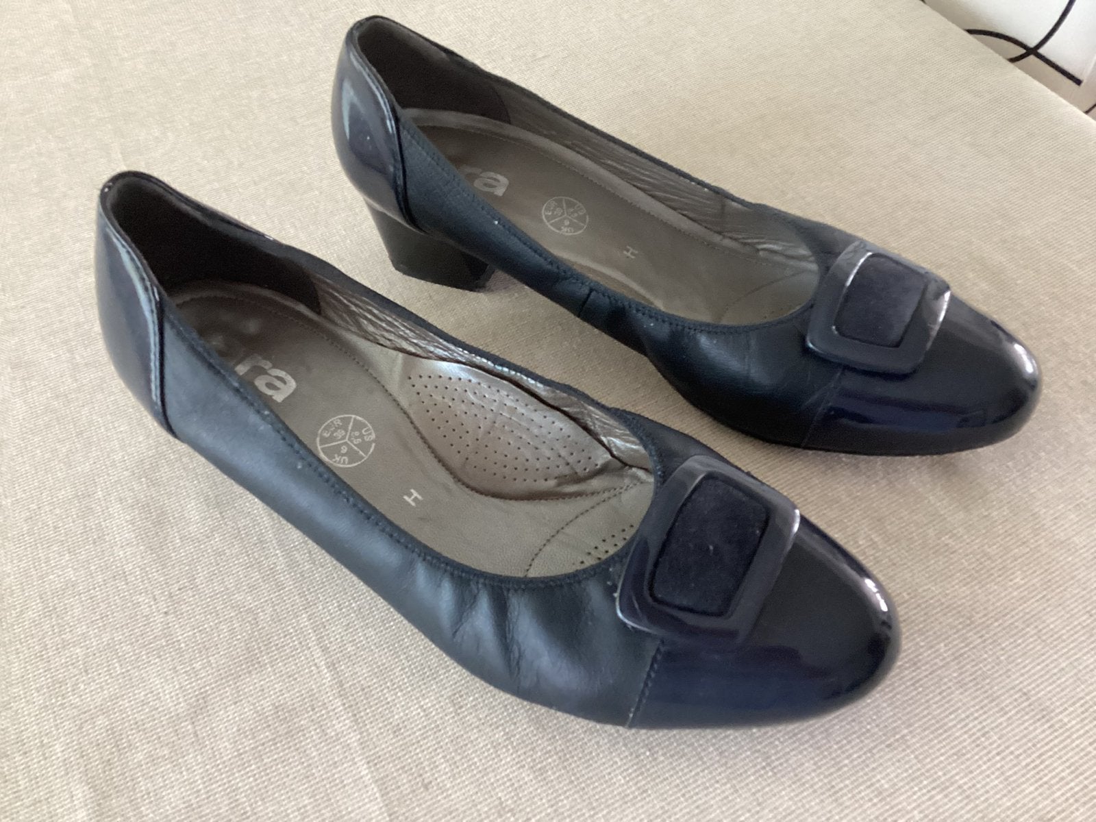 Pumps Ara, maat 39, Ophalen of Verzenden, Zo goed als nieuw, Blauw