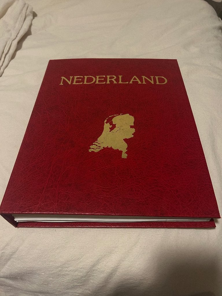 Luxe nagenoeg nieuw Importa postzegel albums NL, Ophalen of Verzenden, Nederland