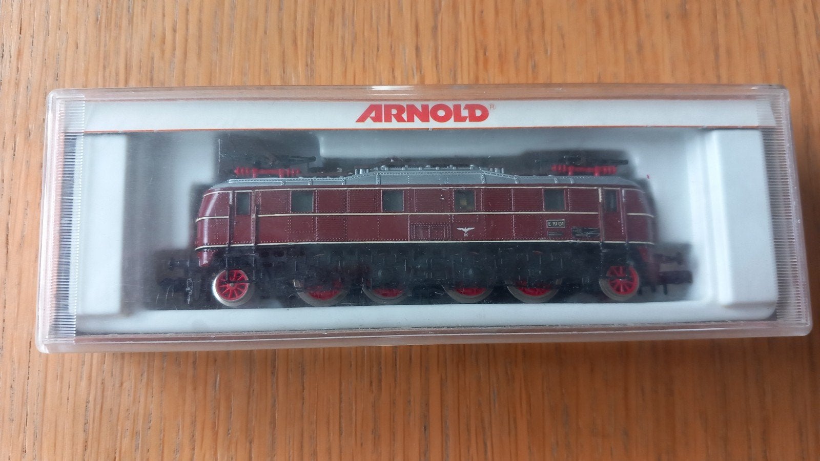 Electrolocomtief E 1901 van DRB (N-spoor), Hobby en Vrije tijd, Arnold, Gebruikt, Ophalen of Verzenden, Analoog