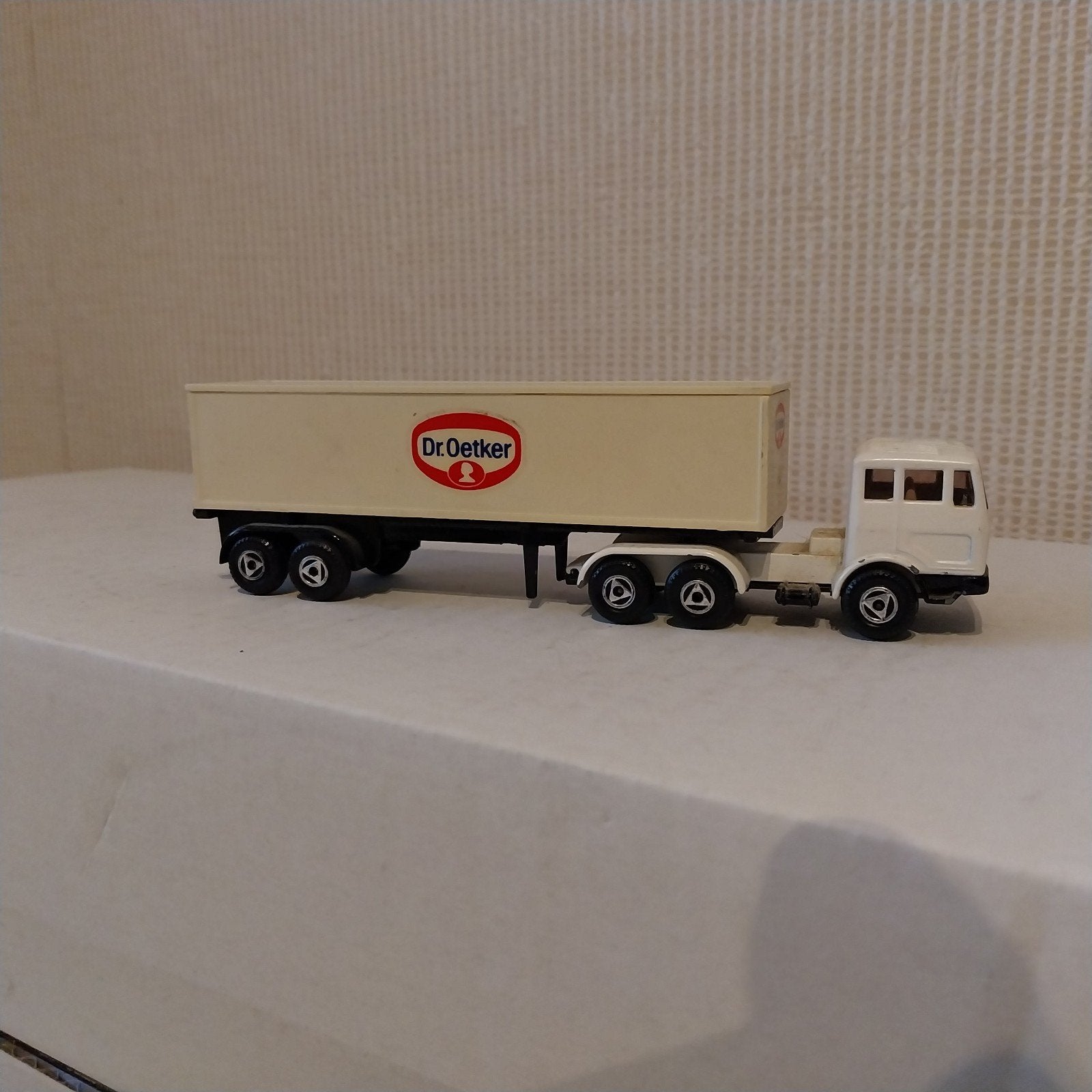 Efsi Mercedes Benz LP serie Dr. Oetker, Ophalen of Verzenden, Zo goed als nieuw, Bus of Vrachtwagen, Efsi