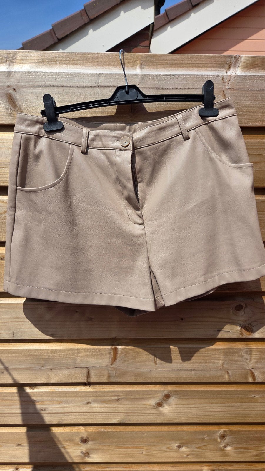 Leren rokje en shortje - Zwart en Beige, Maat 38/40 (M), Zwart, Ophalen of Verzenden, Boven de knie
