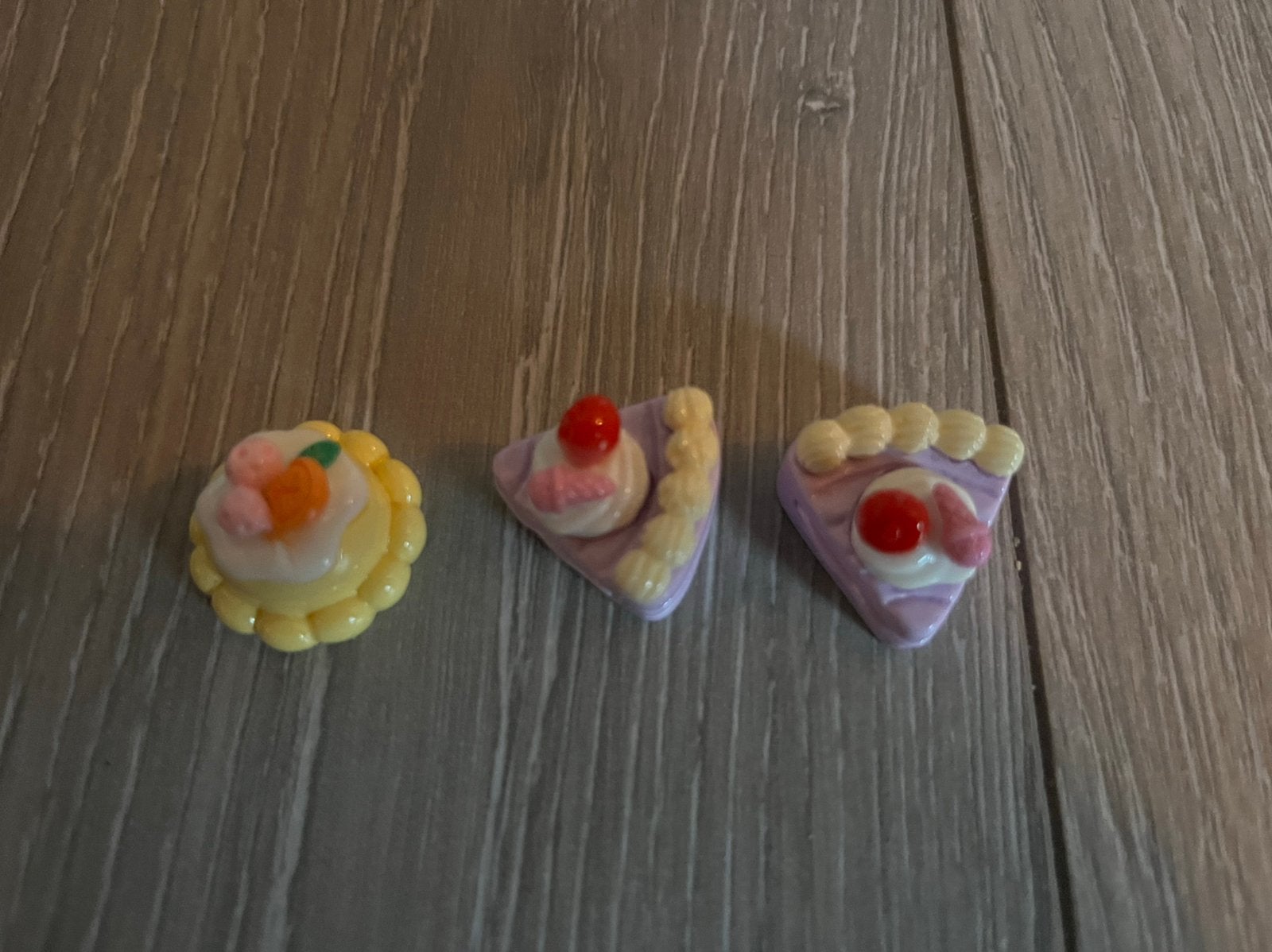 3 taartjes voor bij maileg, Verzamelen, Poppenhuizen en Toebehoren, Ophalen, Nieuw, Poppenhuis
