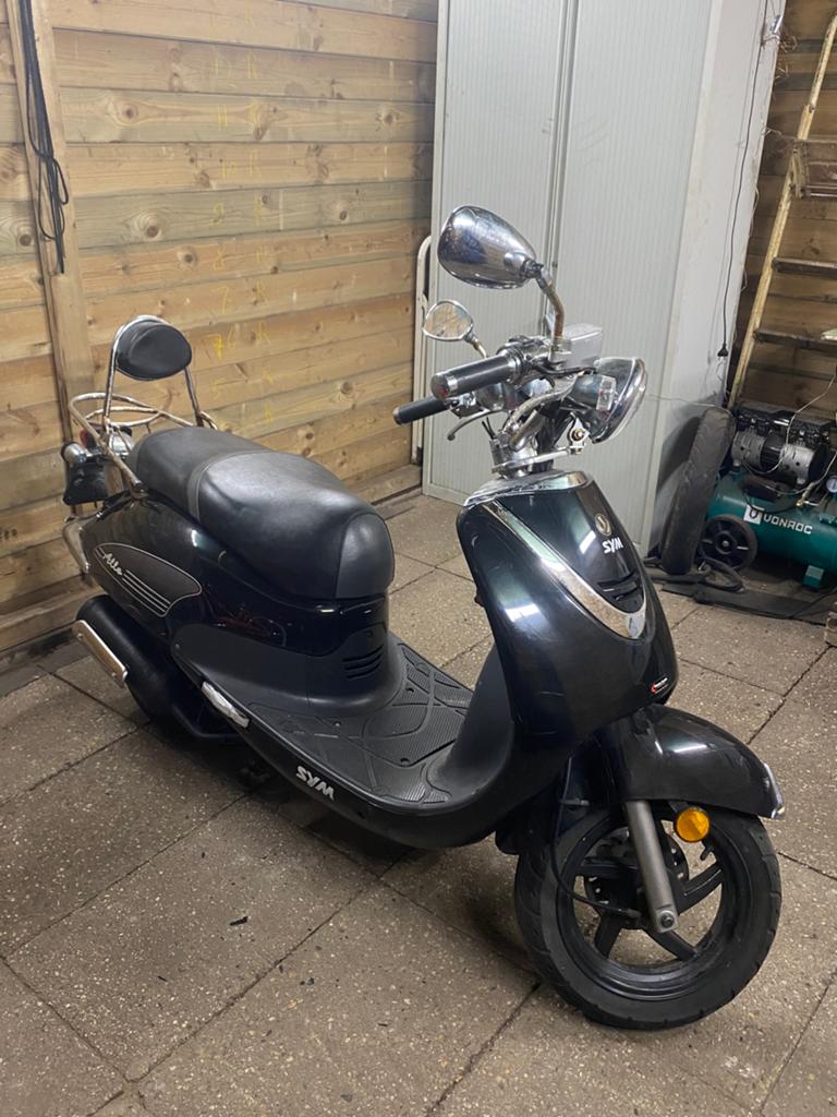 Sym allo, Fietsen en Brommers, Scooters | SYM, Ophalen, Zo goed als nieuw, Benzine, Allo