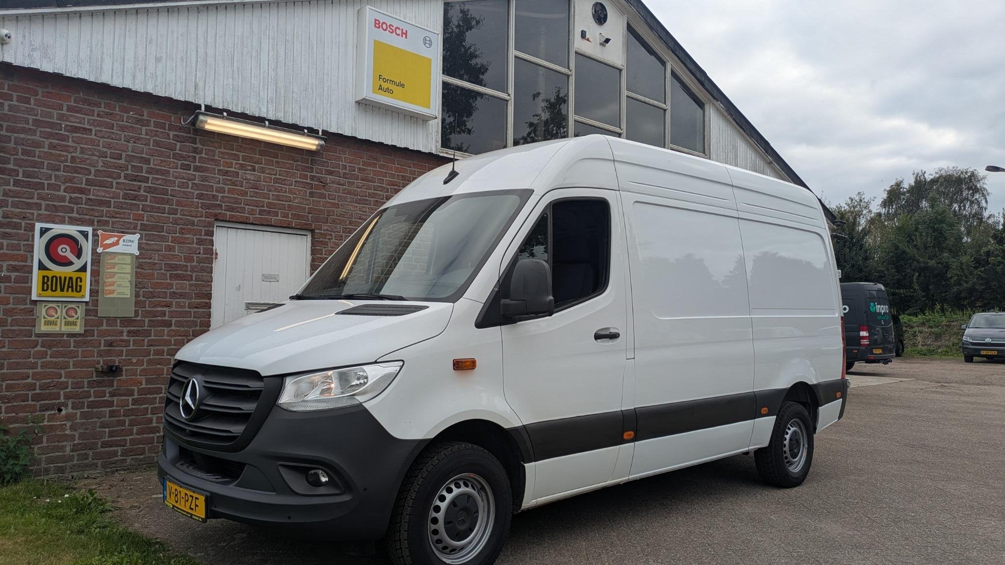 Mercedes-Benz Sprinter 317 1.9 CDI L2H2 - Camera - 1e eign -, 4 cilinders, 2000 kg, Wit, Bedrijf