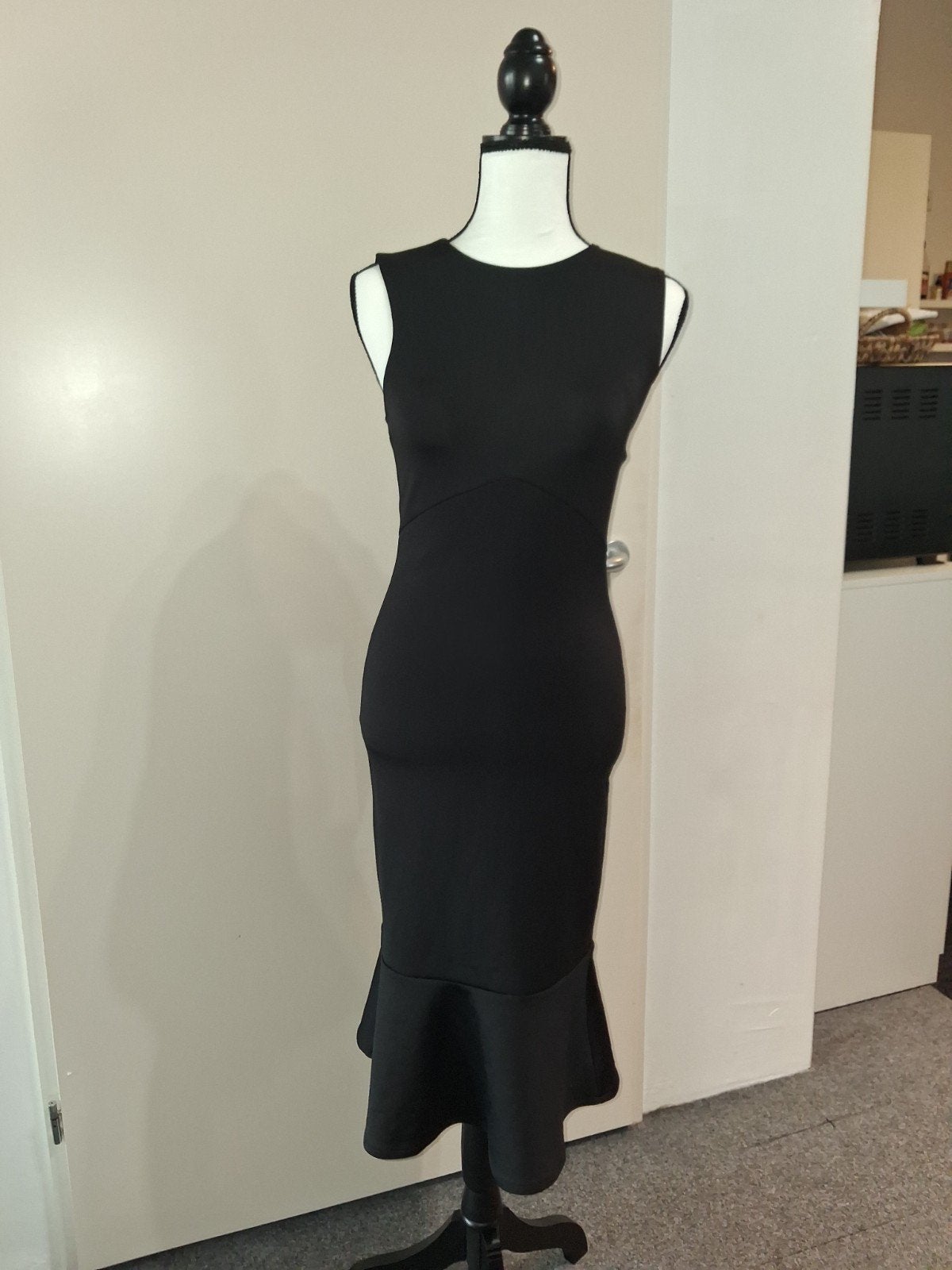 H&M Zwarte Fishtail Jurk Maat S, H&M, Zwart, Ophalen of Verzenden, Zo goed als nieuw