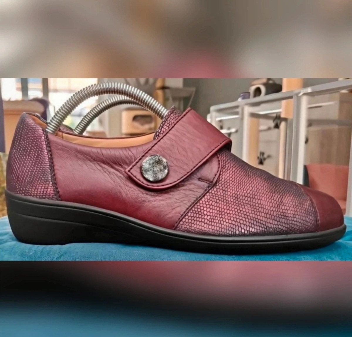 Bordeauxrode klittebandschoenen Solidus Hedda maat 40.5, Kleding | Dames, Ophalen of Verzenden, Zo goed als nieuw
