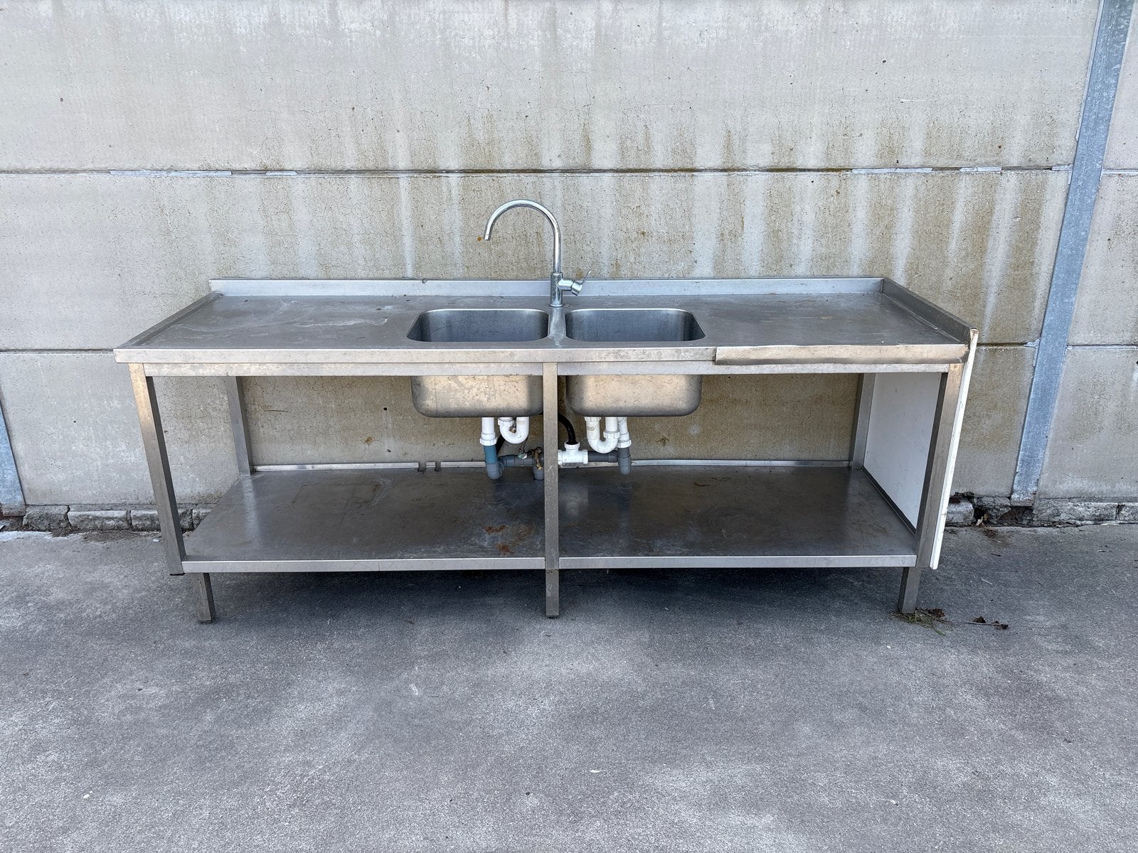 RVS Spoeltafel met Dubbele Spoelbak en Kraan, Ophalen, Gebruikt, RVS Meubilair