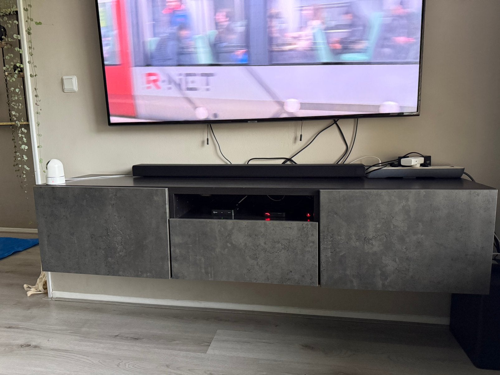 Besta tv-meubel, Huis en Inrichting, Kasten | Televisiemeubels, Ophalen, Gebruikt, 150 tot 200 cm, Minder dan 100 cm