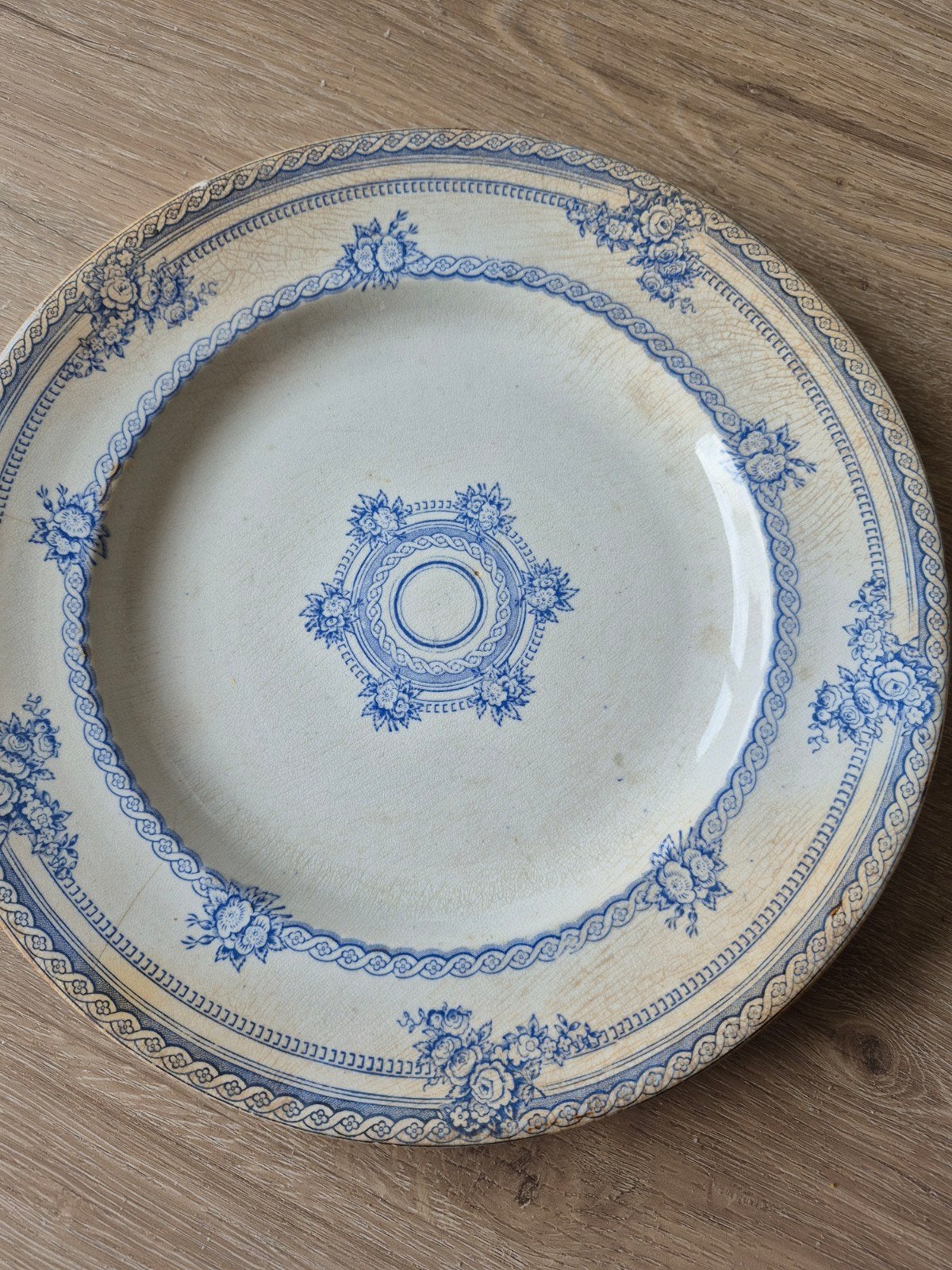 Antiek bord met blauw bloemmotief en Gable P.E. & Co merk, Antiek en Kunst, Ophalen