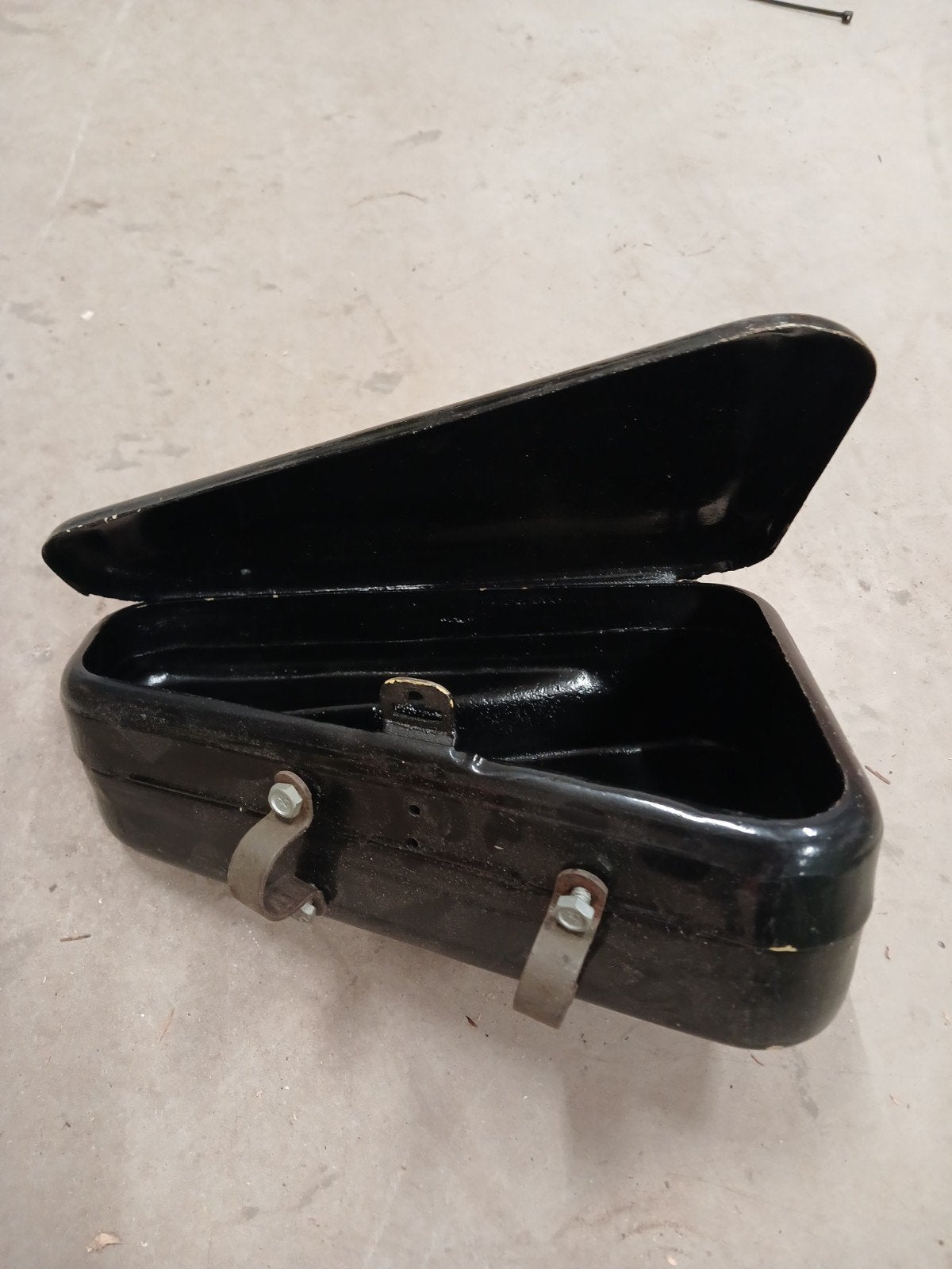 Motor gereedschap bakje, Ophalen, Gebruikt