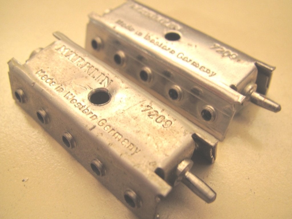 Märklin H0 2 stuks verdeelplaten 7209 blank, Transformator of Voeding, Gebruikt, Gelijkstroom of Wisselstroom, Ophalen of Verzenden