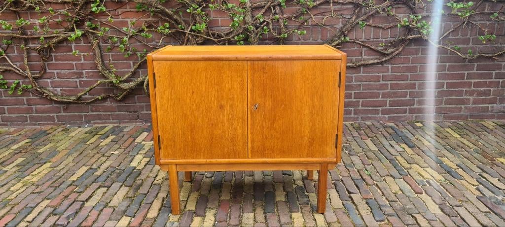 Vintage kast, Huis en Inrichting, Kasten | Wandmeubels, Ophalen, Gebruikt, Minder dan 150 cm, Minder dan 100 cm