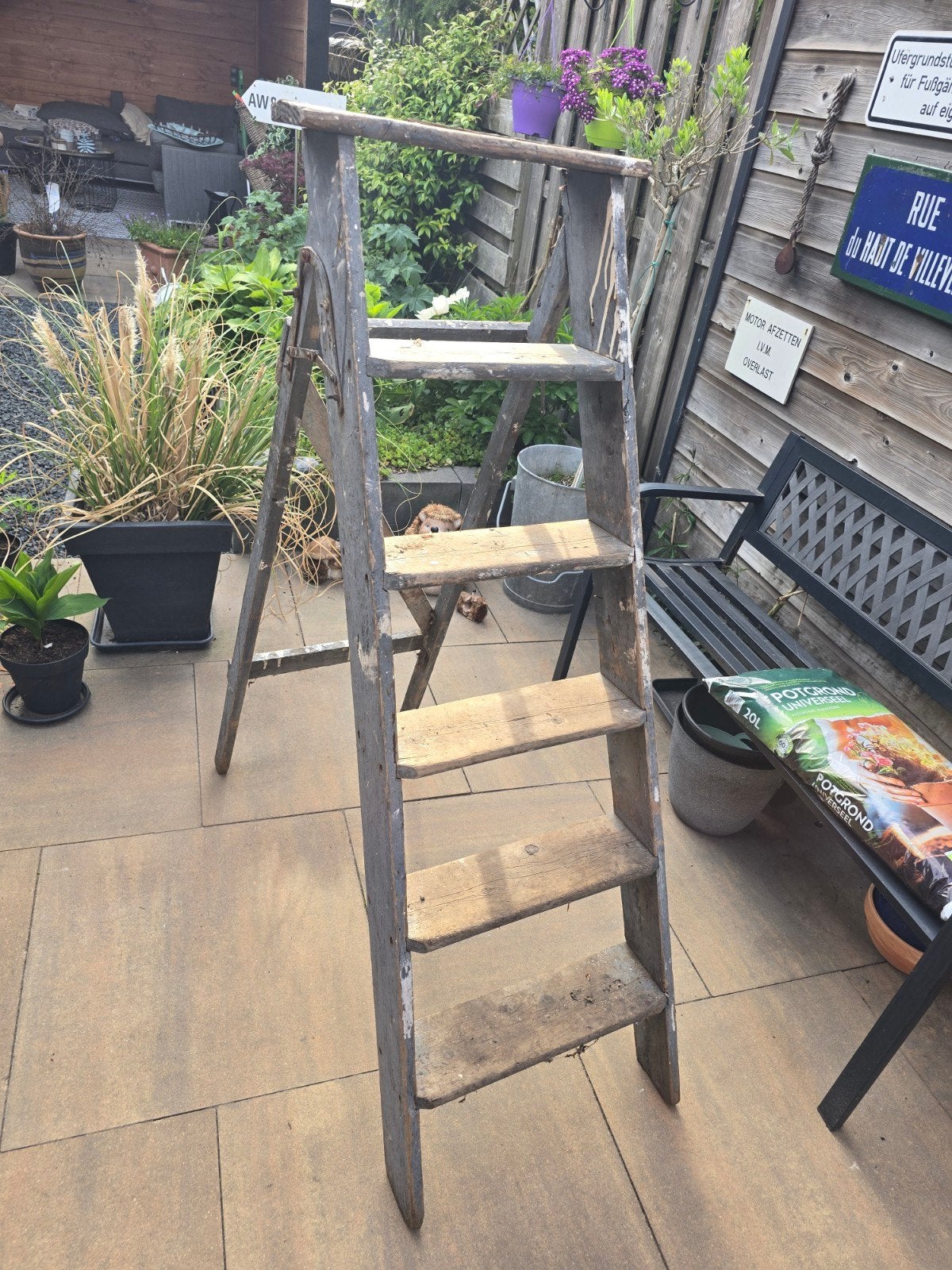 Oud schilderstrapje - ideaal voor plantjes, Doe-het-zelf en Verbouw, Ladders en Trappen, Ophalen, Gebruikt, Trap, Minder dan 2 meter