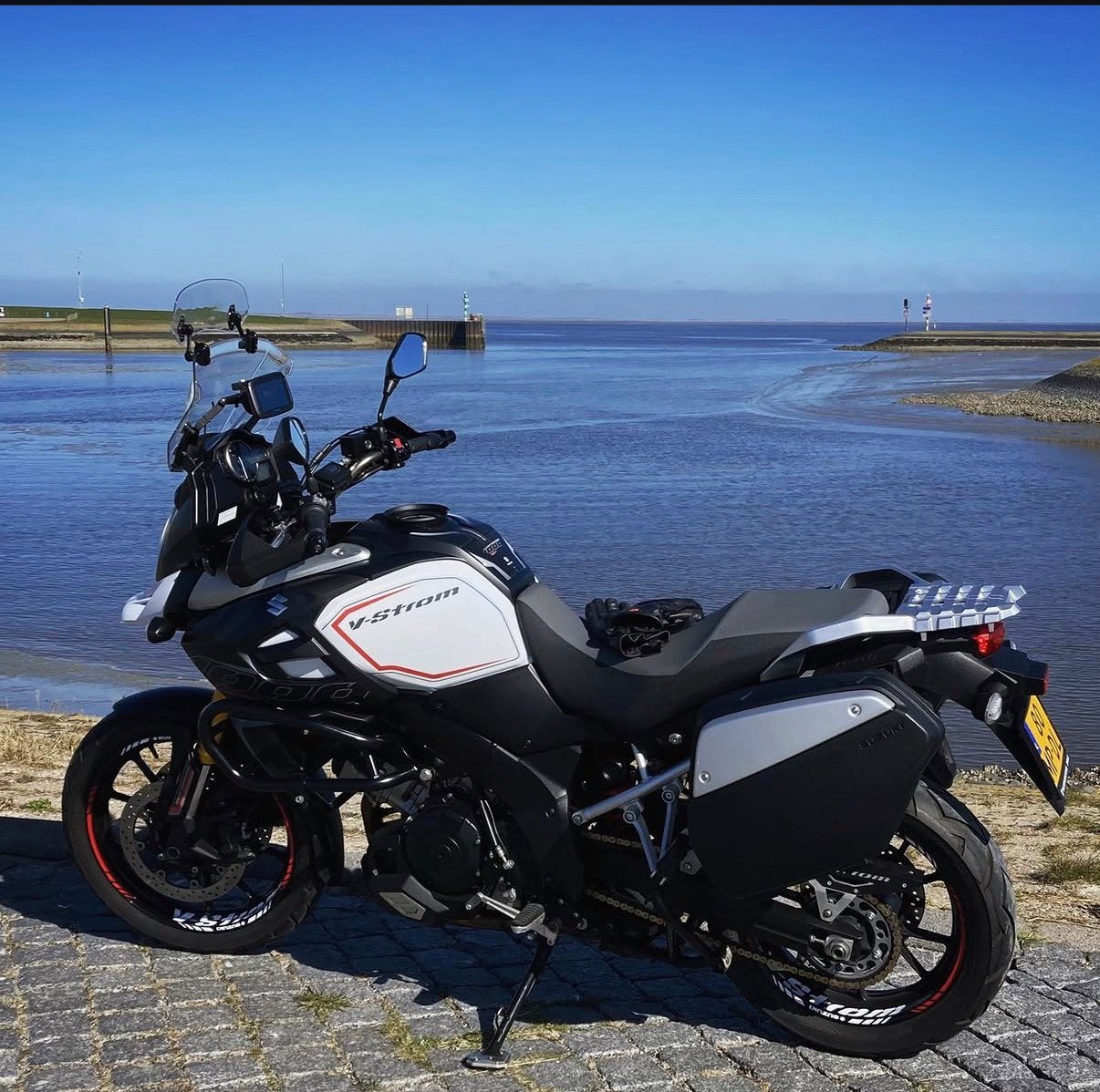 Suzuki V Strom DL 1000 ABS - complete uitrusting, Motoren, Motoren | Suzuki, Particulier, Toermotor, LED Verlichting, Gebruikt