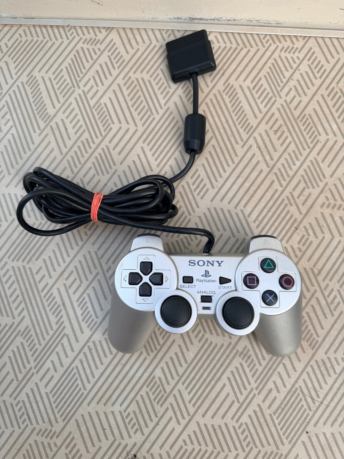 Sony PlayStation 2 DualShock 2 Controller - Zilver, Spelcomputers en Games, Spelcomputers | Sony PlayStation Consoles | Accessoires